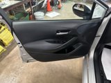 Used 2021 Toyota Corolla LE image 6