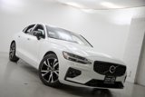 Certified 2025 Volvo S60 B5 Core image 4