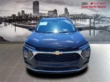 Used 2025 Chevrolet Trax LT image 2