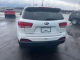 Used 2016 Kia Sorento LX image 4