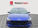 Used 2023 Hyundai Elantra SEL w/ Convenience Package image 3