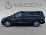 New 2025 Chrysler Voyager LX image 4