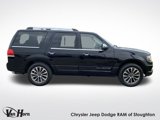 Used 2017 Lincoln Navigator Select image 2