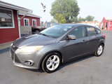 Used 2014 Ford Focus SE w/ SE Winter Package image 3