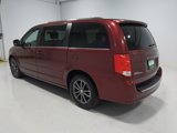 Used 2017 Dodge Grand Caravan SXT image 5