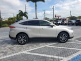 Used 2023 Toyota Venza LE image 6