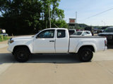 Used 2018 Toyota Tacoma SR image 2