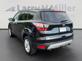 Certified 2017 Ford Escape SE image 3