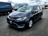 Used 2020 Chrysler Pacifica Limited w/ Advanced Safetytec Group image 3