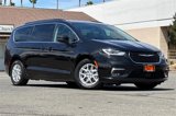 Used 2022 Chrysler Pacifica Touring-L image 2