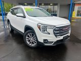 Used 2023 GMC Terrain SLT image 2