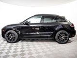 Certified 2023 Porsche Macan image 2