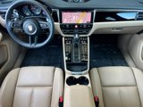Certified 2024 Porsche Macan image 6