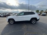 Used 2021 Jeep Cherokee Latitude Plus image 4