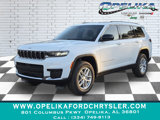 New 2025 Jeep Grand Cherokee L Laredo image 2