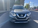 Used 2018 Nissan Rogue SV image 2