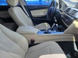 Used 2017 BMW 320i Sedan image 5