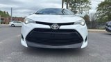 Used 2018 Toyota Corolla LE image 2