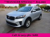 Used 2019 Kia Sorento LX image 3