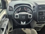 Used 2015 Dodge Grand Caravan American Value Package w/ UConnect Hands-Free Group image 4