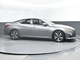 Used 2019 Nissan Altima 2.5 SV image 2