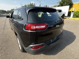 Used 2015 Jeep Cherokee Sport w/ Cold Weather Group image 4