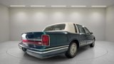Used 1992 Lincoln Town Car Signature image 3