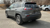 Certified 2021 Jeep Cherokee Latitude Lux w/ Mopar Interior Package image 5