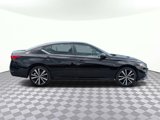 Used 2021 Nissan Altima 2.5 SR image 2