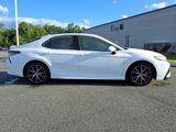 Used 2023 Toyota Camry SE image 3