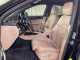 Certified 2021 Porsche Macan image 5