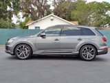Used 2020 Audi Q7 3.0T Prestige image 3
