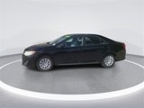 Used 2013 Toyota Camry LE image 4