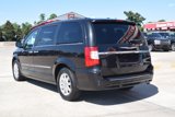Used 2016 Chrysler Town & Country Touring w/ Driver Convenience Group image 6