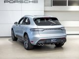 Certified 2024 Porsche Macan image 3