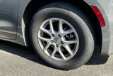 Used 2021 Chrysler Pacifica Touring-L image 6