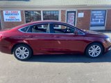 Used 2015 Chrysler 200 Limited w/ Convenience Group image 4