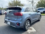 Used 2021 Kia Niro EX image 3