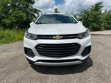 Used 2022 Chevrolet Trax LT w/ LT Convenience Package image 5