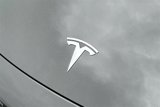 Used 2019 Tesla Model 3 Standard Range image 3