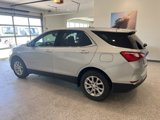 Used 2018 Chevrolet Equinox LT image 4