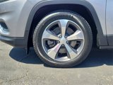 Used 2019 Jeep Cherokee Limited image 5