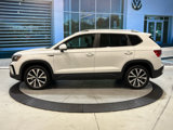 Used 2022 Volkswagen Taos SE w/ Driver Assistance Package image 4
