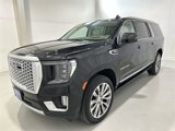 Used 2021 GMC Yukon XL Denali w/ Denali Premium Package image 4