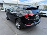 Used 2024 GMC Terrain SLT image 3