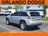 New 2025 Jeep Grand Cherokee Laredo image 3