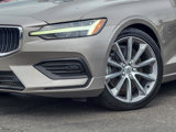 Used 2019 Volvo S60 T6 Momentum w/ Premium Package image 3