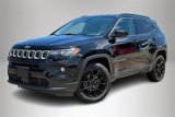 Used 2022 Jeep Compass Latitude image 2