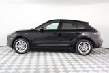Certified 2025 Porsche Macan image 2