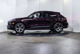 Certified 2024 Porsche Macan image 2